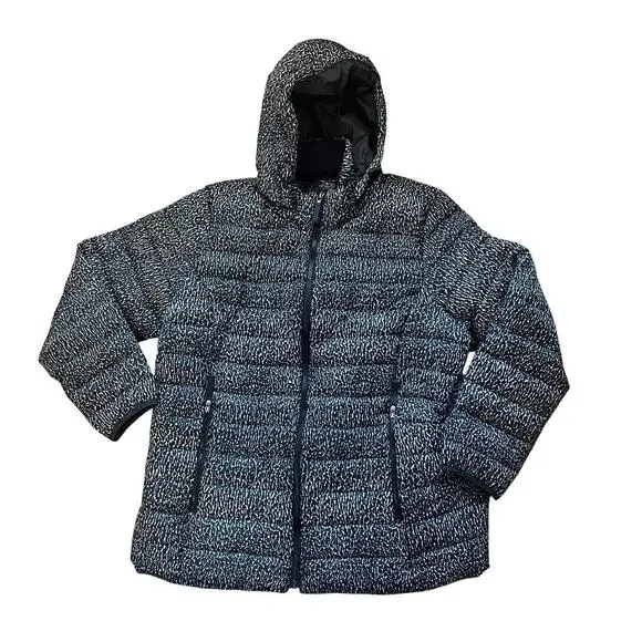 NWT St. John's Bay Women's Navy and White Coat - Picture 1 of 4